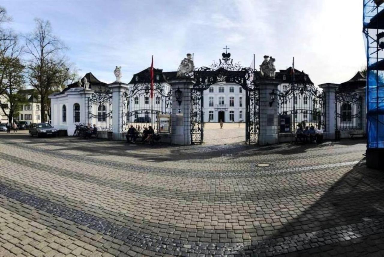Villa Rheinstein Am Schloss Engers Neuwied Bagian luar foto